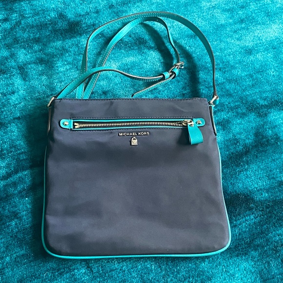 Michael Kors navy/aqua nylon crossbody bag - Picture 2 of 8